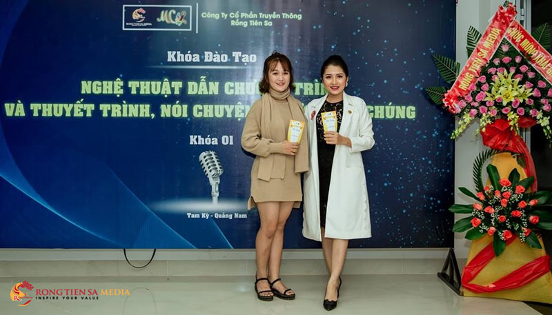 mc-qna01-khai-giang-11