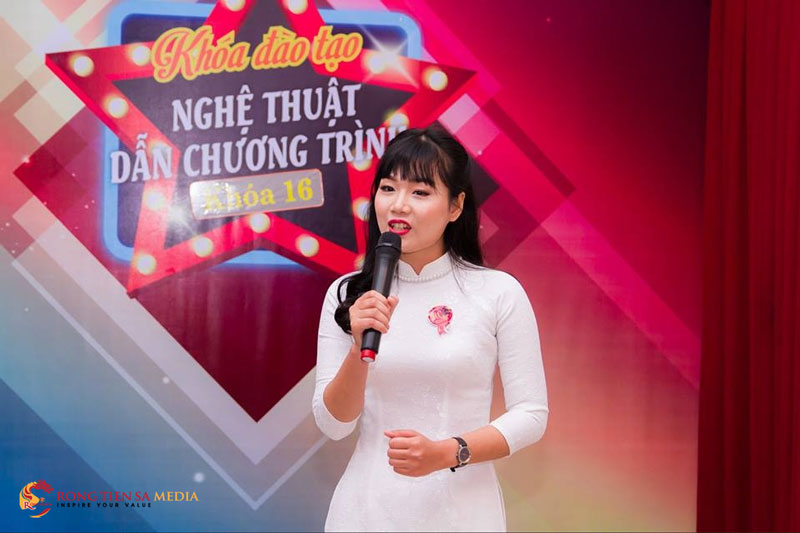 mc16mce01-le-tot-nghiep-be-giang-14