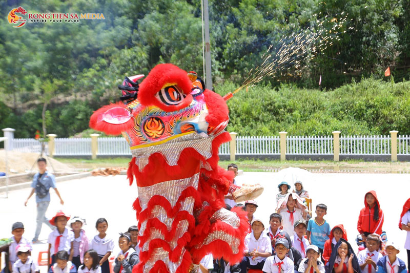 chuong-trinh-nu-cuoi-cho-em-tay-giang-2019-38