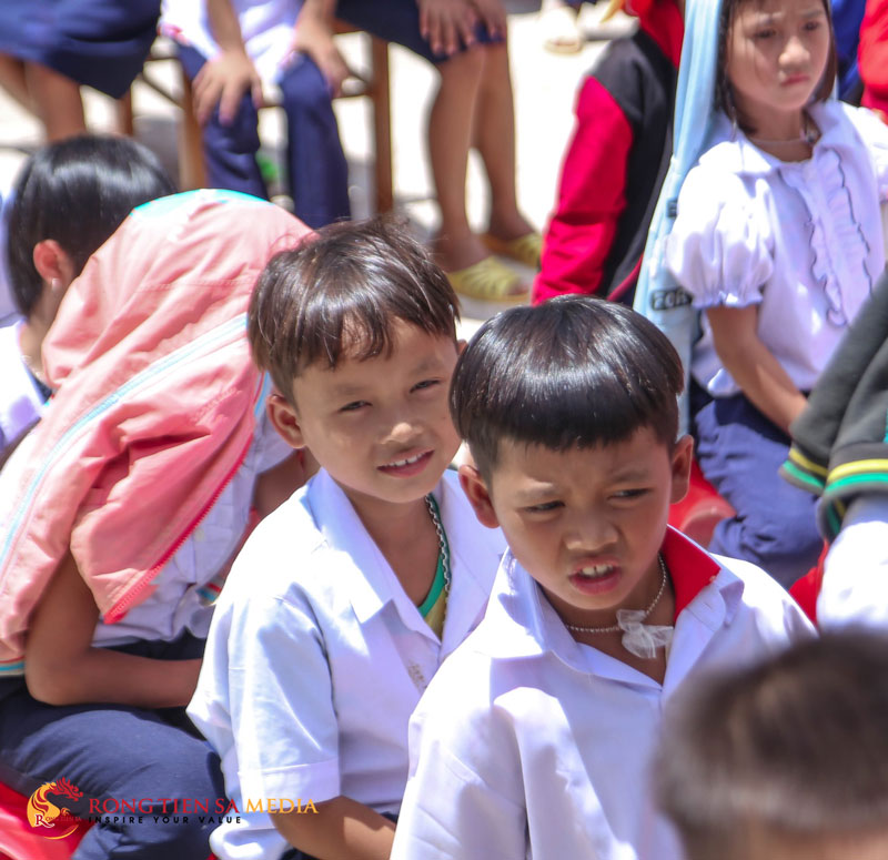 chuong-trinh-nu-cuoi-cho-em-tay-giang-2019-6