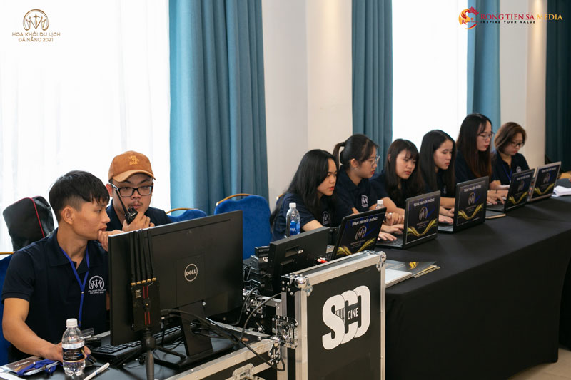 hop-bao-hoa-khoi-du-lich-2021-1